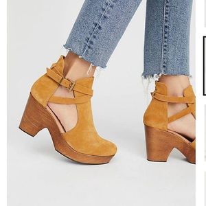 Free People Cedar Clog